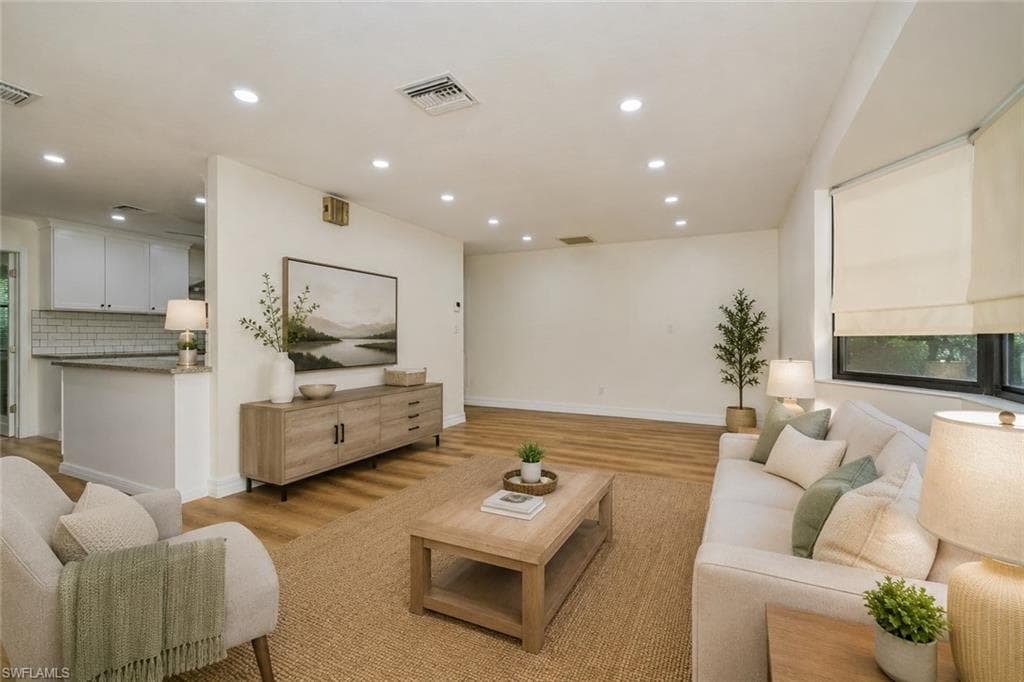 16571 Marc Allen DR-5