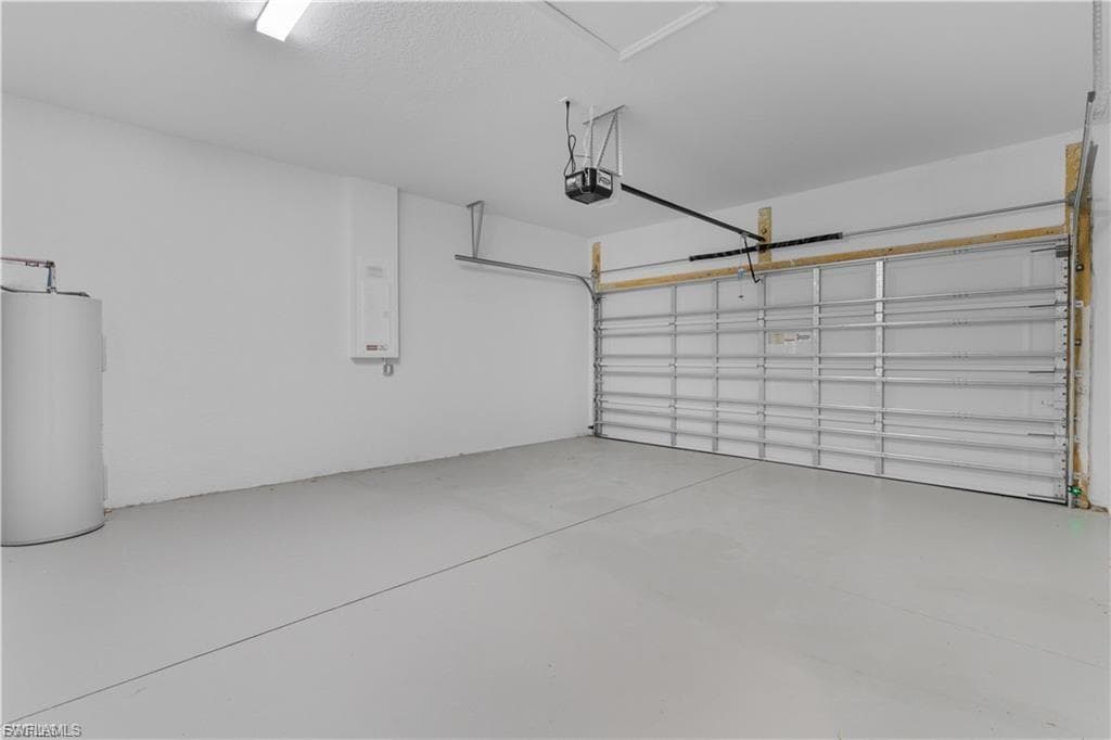 704 Broadway AVE-2