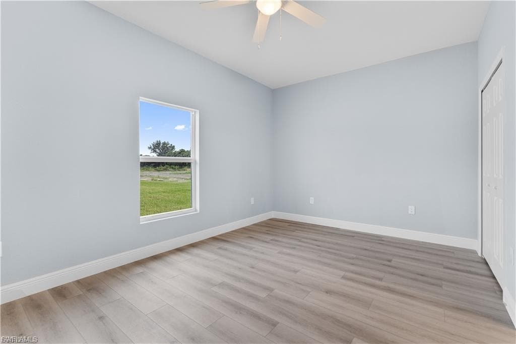 704 Broadway AVE-4
