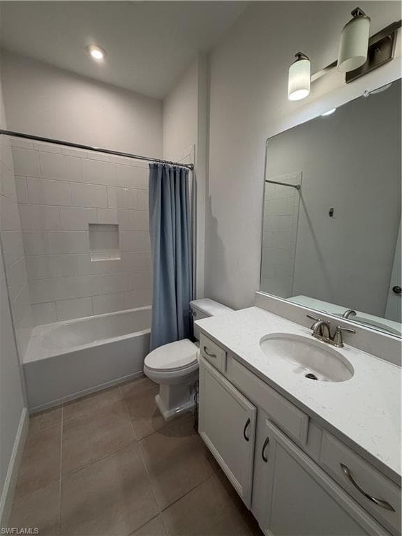 15257 Zeno WAY 204-32