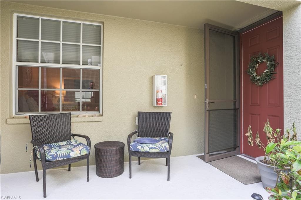 1710 Tarpon Bay DR S 4-4
