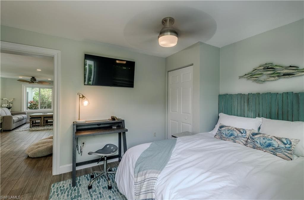 1385 Wisconsin DR-23