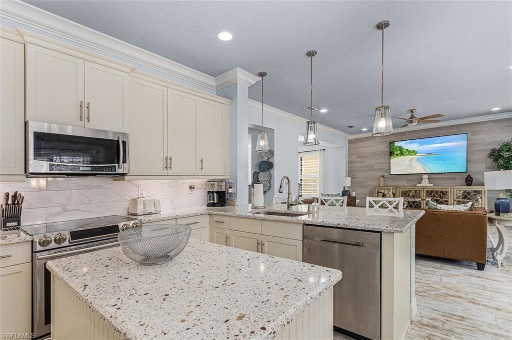 13528 Mandarin CIR-23