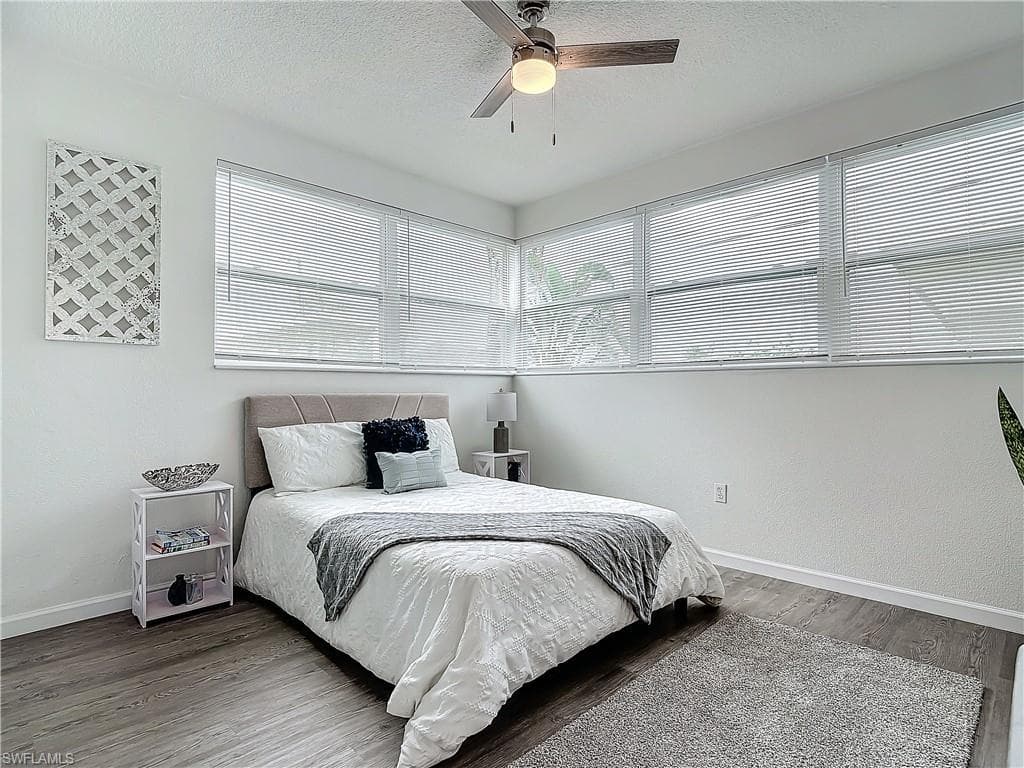 4613 5th AVE 108-11