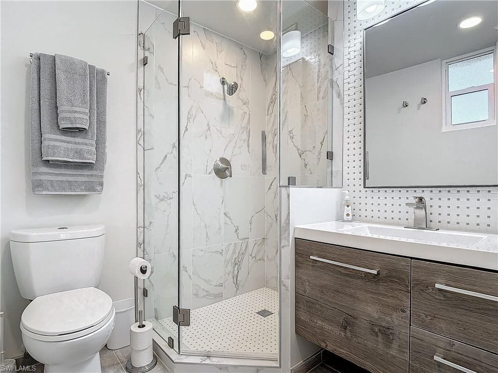 4613 5th AVE 108-9