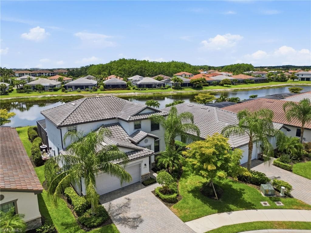 11937 Silver Cobblestone WAY-41