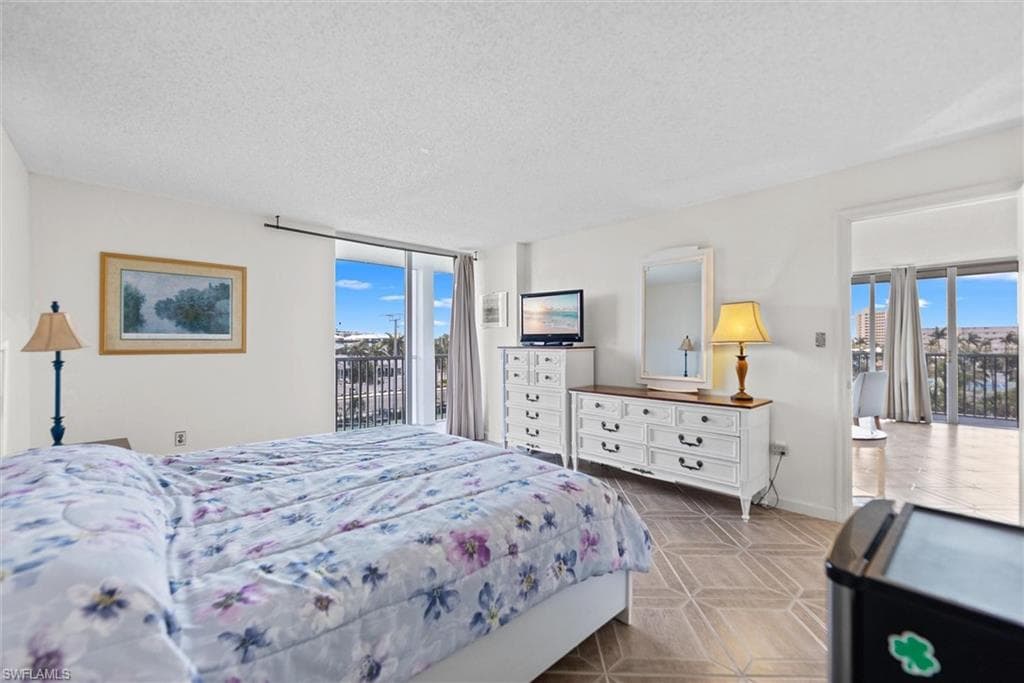 7148 Estero BLVD 322-15