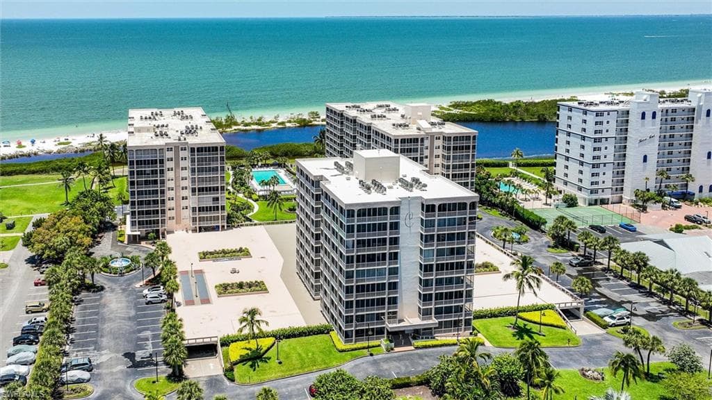 7148 Estero BLVD 322-29