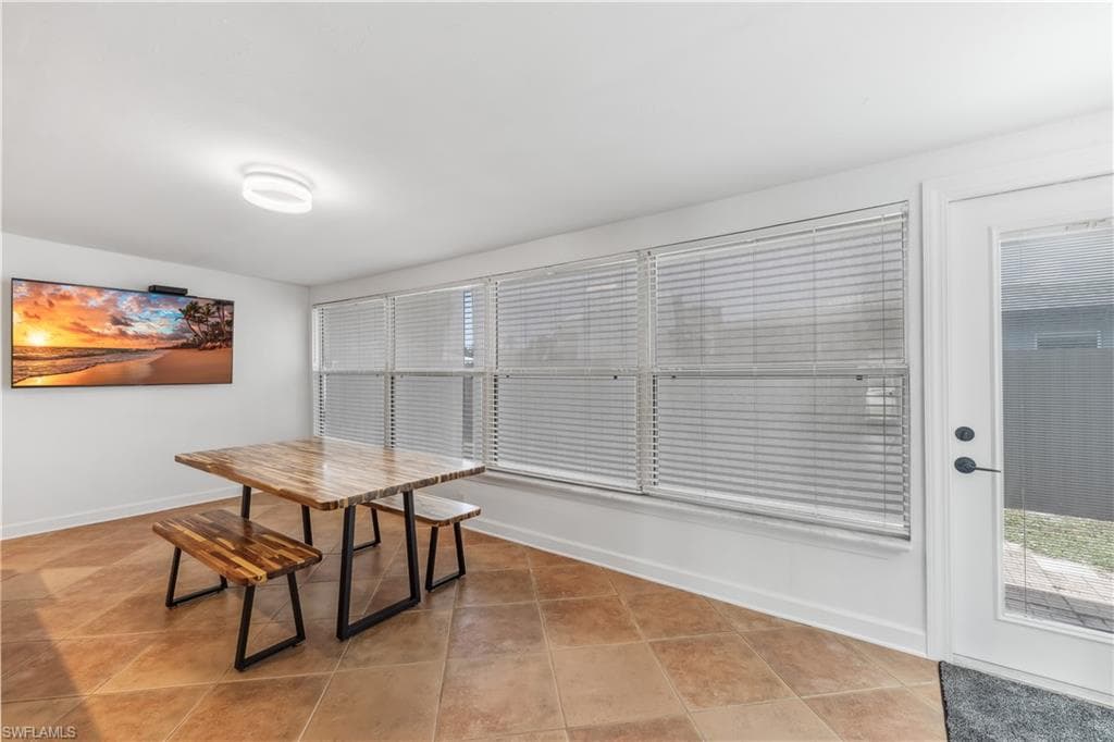5654 Natoma DR-12