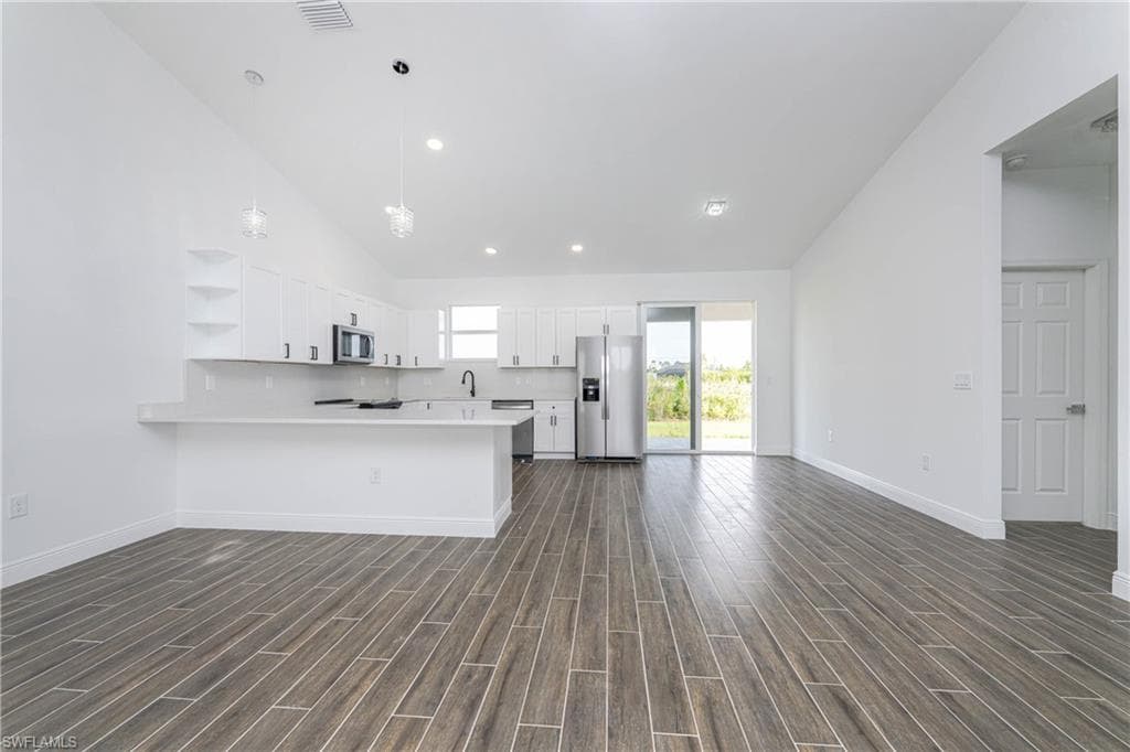 8350 Walbert ST-11