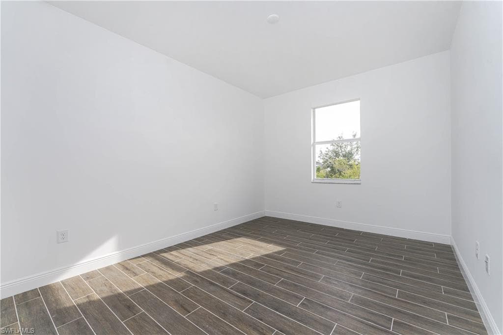 8350 Walbert ST-17