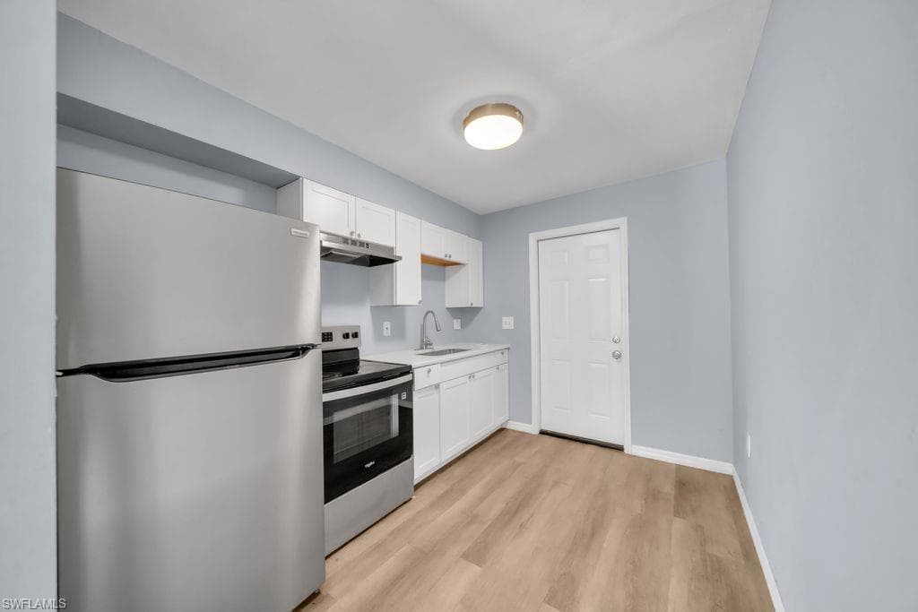 1840 Lafayette ST-26