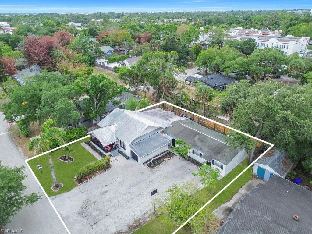 1840 Lafayette ST-2