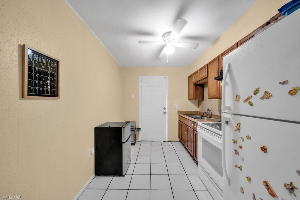 1840 Lafayette ST-17
