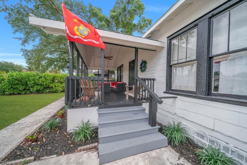 1840 Lafayette ST-10