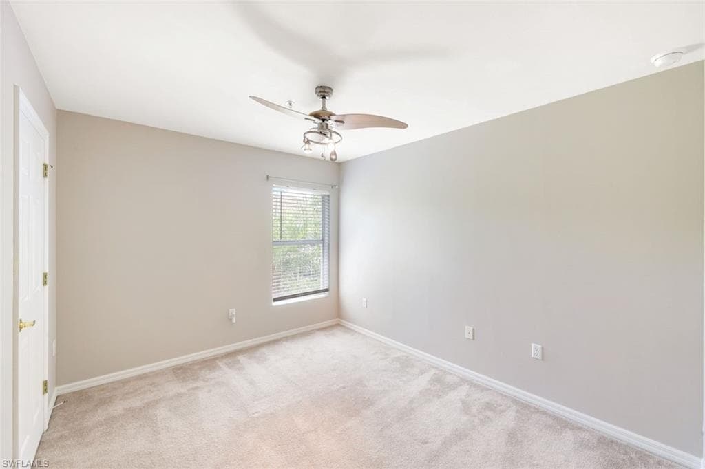 1088 Oxford LN 48-12