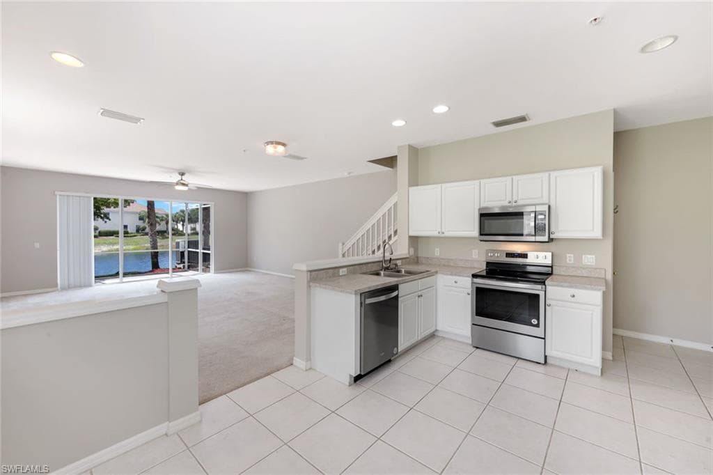 1088 Oxford LN 48-4