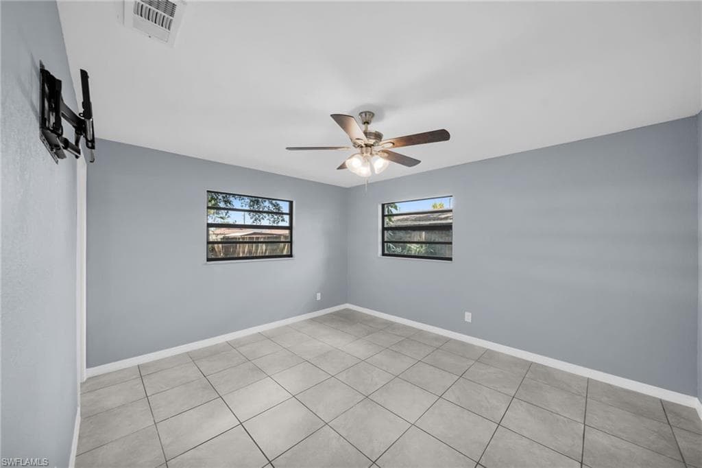 2085 E Tobago CIR-16