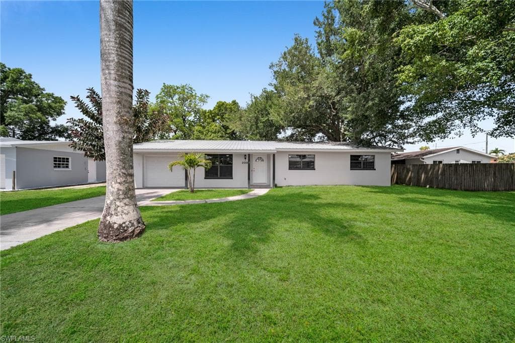 2085 E Tobago CIR-3