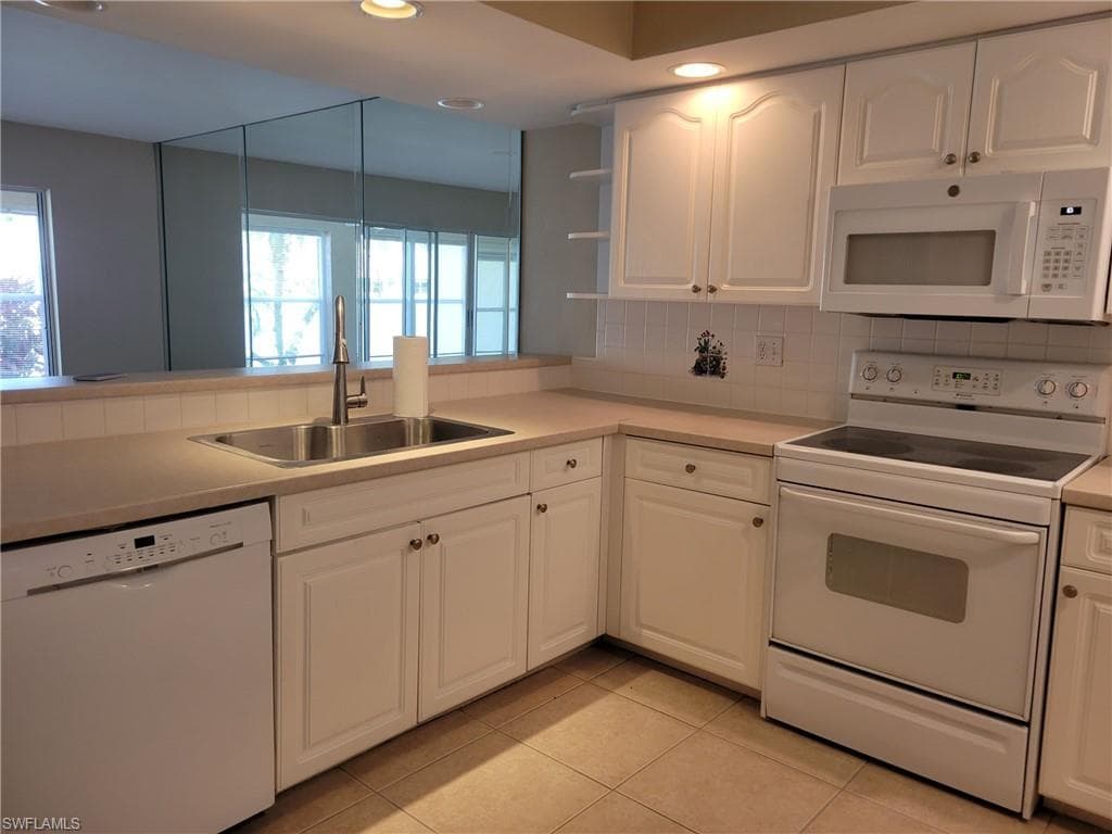 603 McGregor Park CIR-8