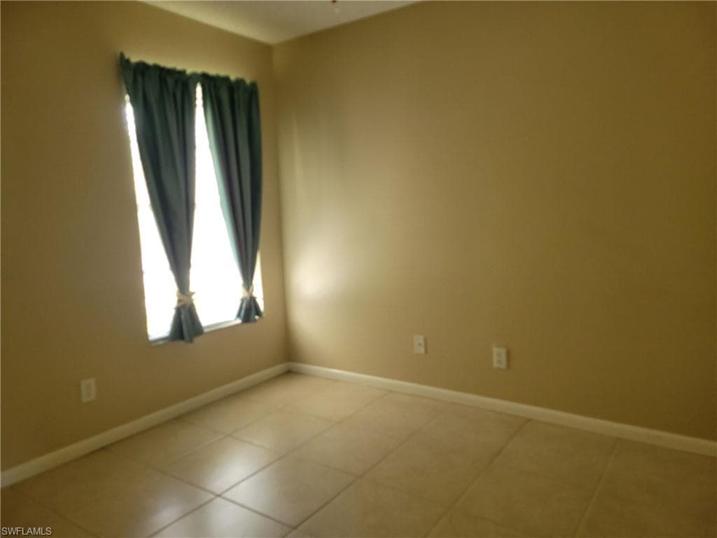 603 McGregor Park CIR-9