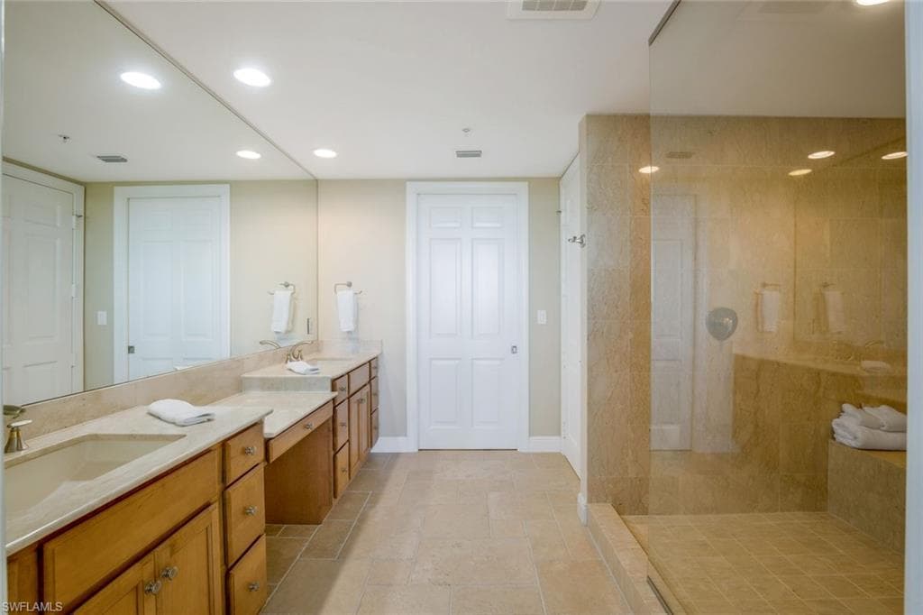 275 Indies WAY 1205-15