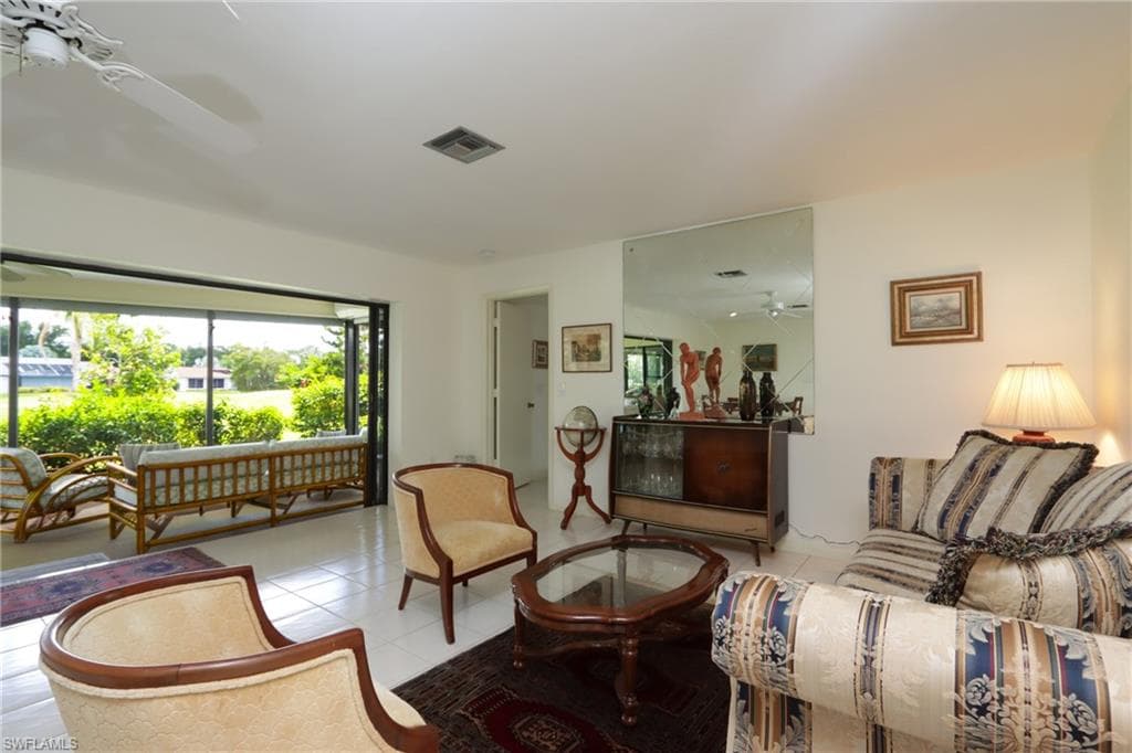 28387 Las Palmas CIR-14