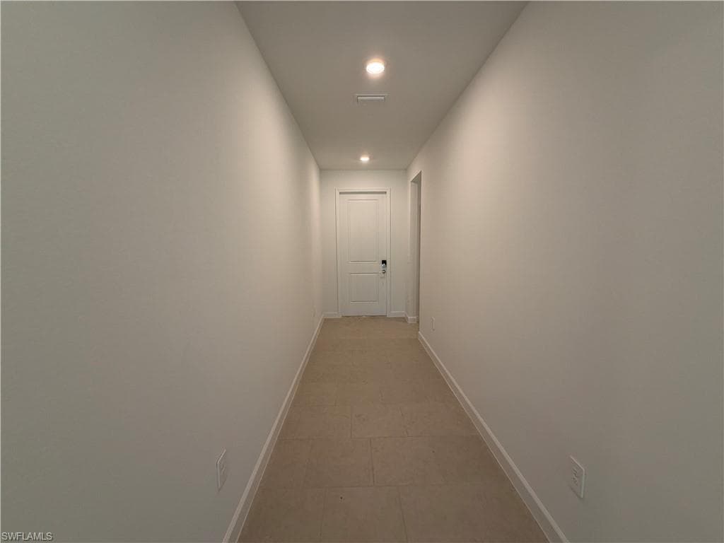3917 Passion Vine DR-12