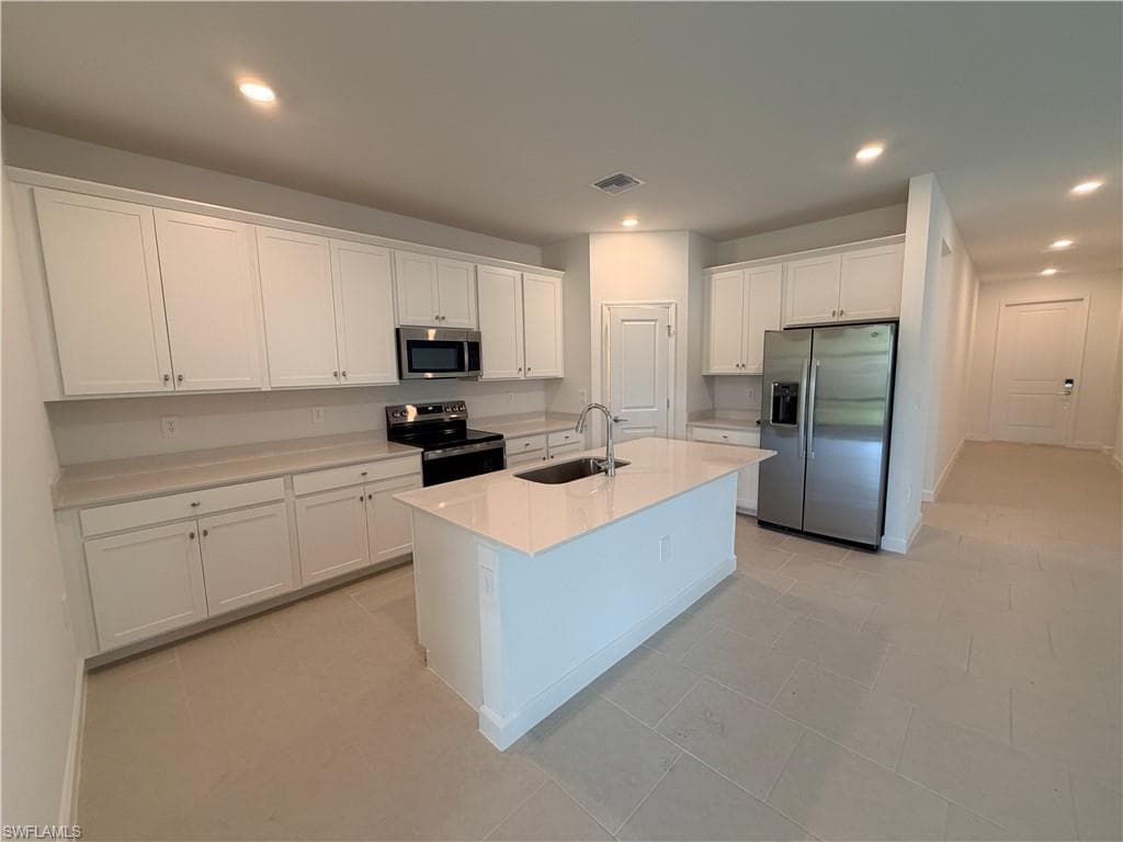3917 Passion Vine DR-3