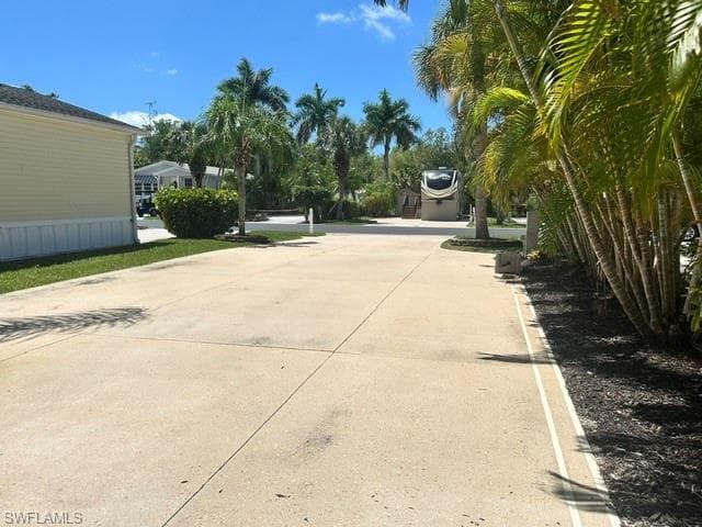 1675 Diamond Lake CIR-11