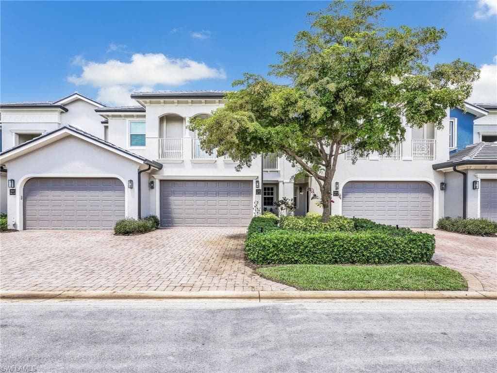 21522 Baccarat LN 102-2