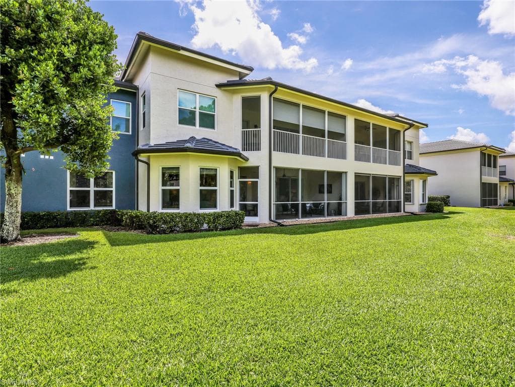 21522 Baccarat LN 102-33