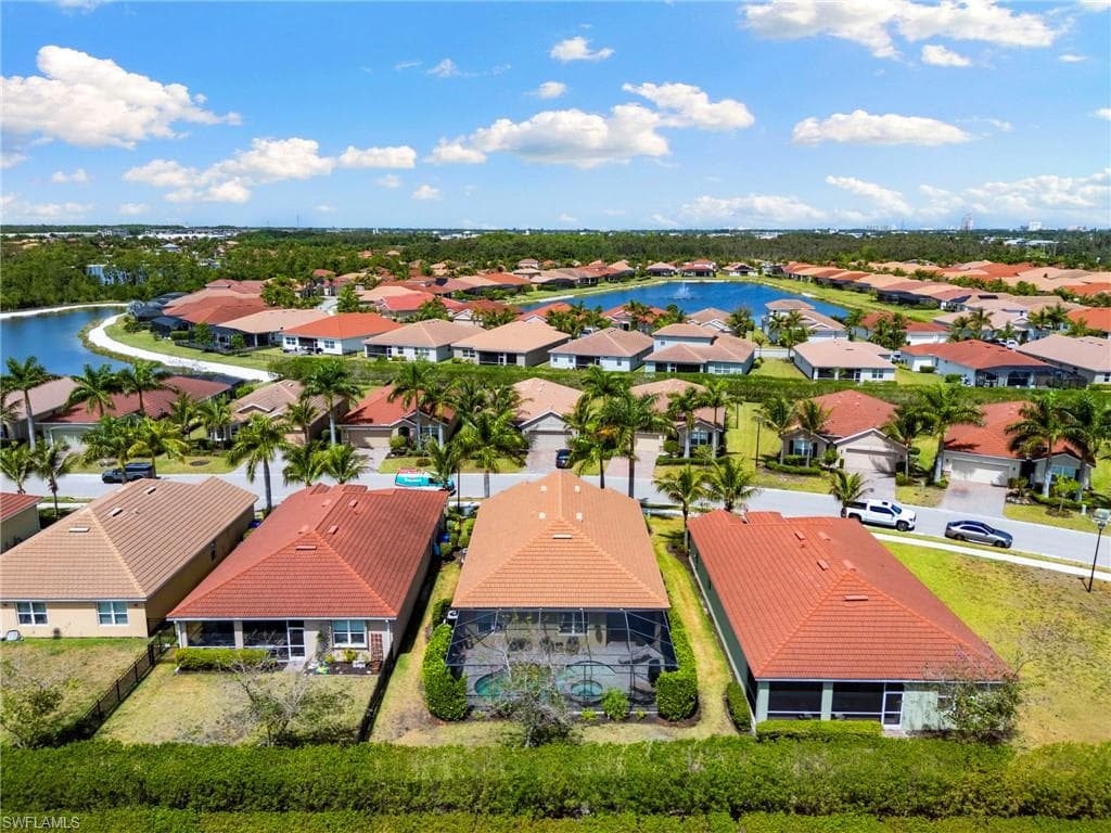 3215 Birchin LN-30