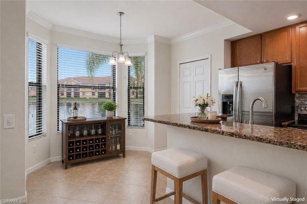 13710 Julias WAY 915-7