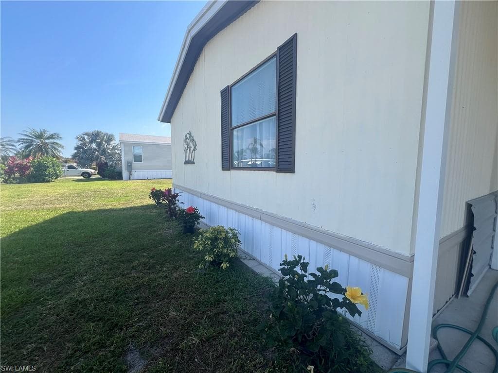 573 Cape Florida LN-27