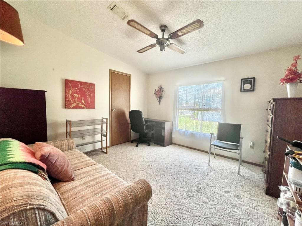 573 Cape Florida LN-19