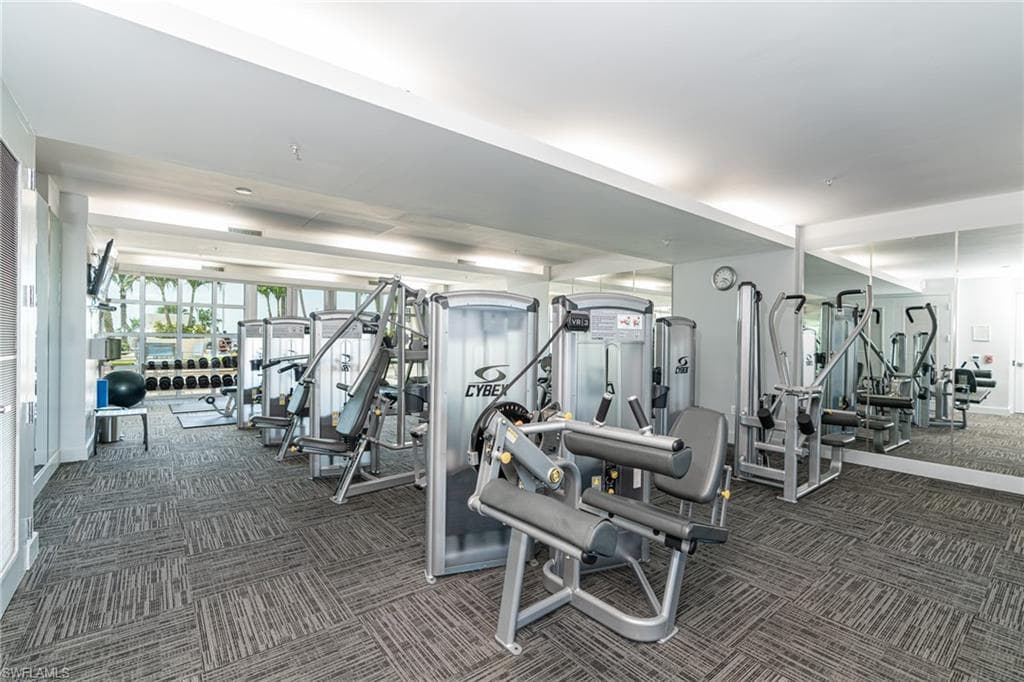 3000 Oasis Grand BLVD 801-33