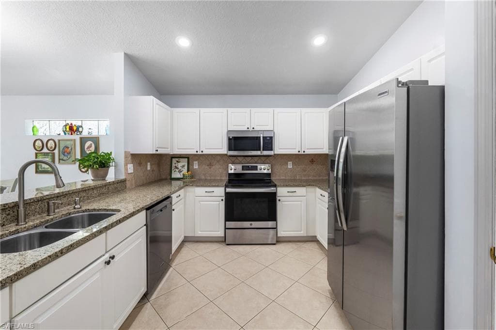 713 Crossfield CIR-12