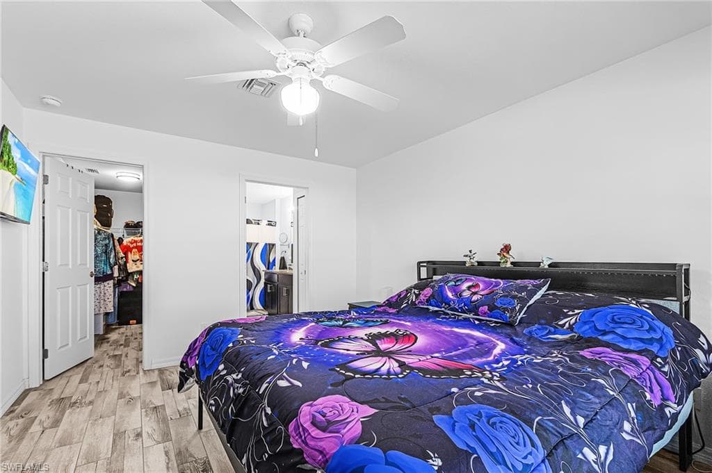 9032 Meadow CIR-15