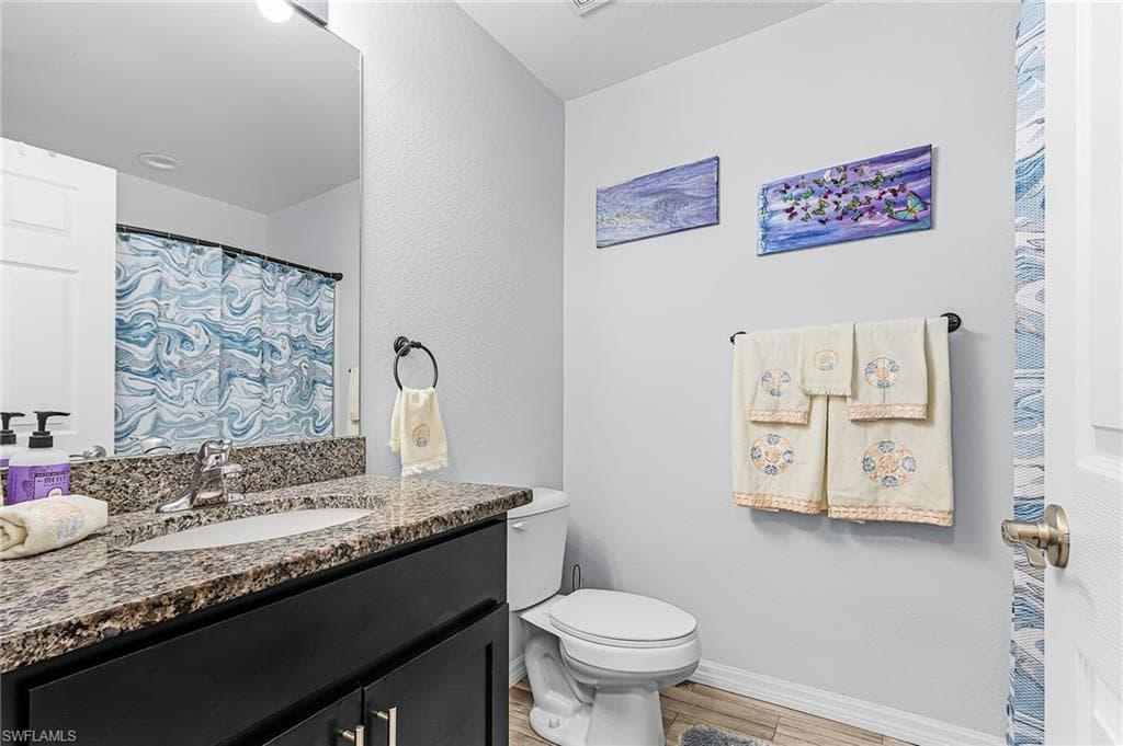9032 Meadow CIR-12
