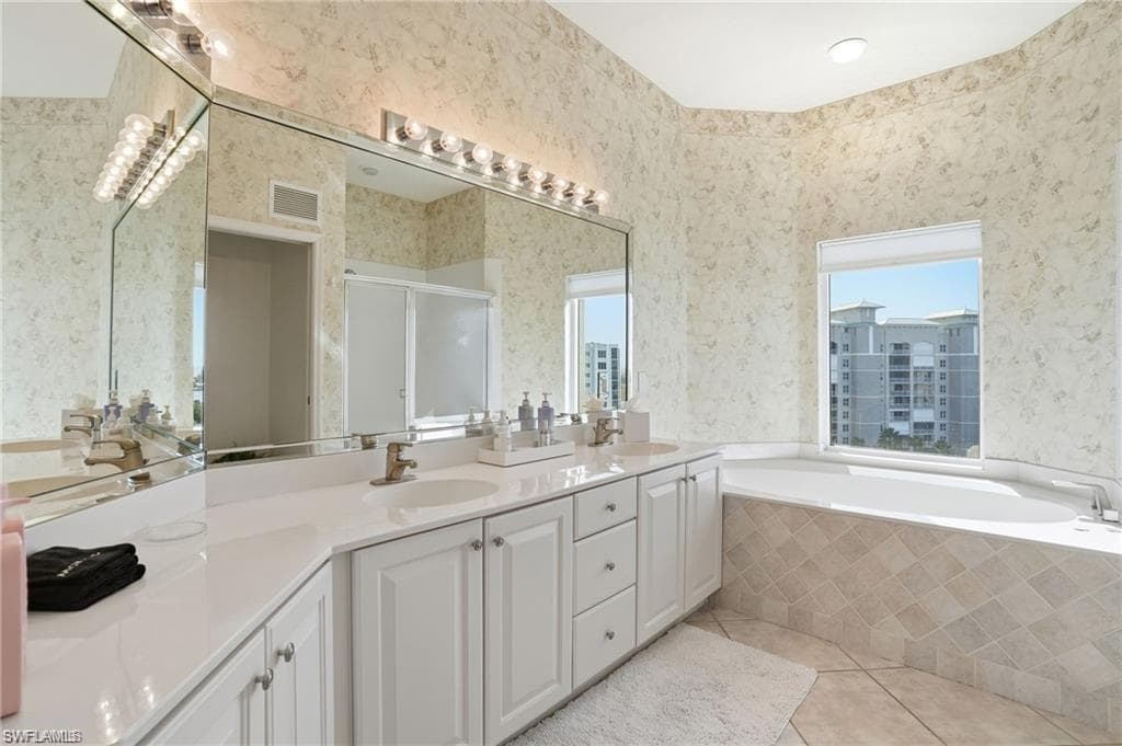 4183 BAY BEACH LN 3P1-25