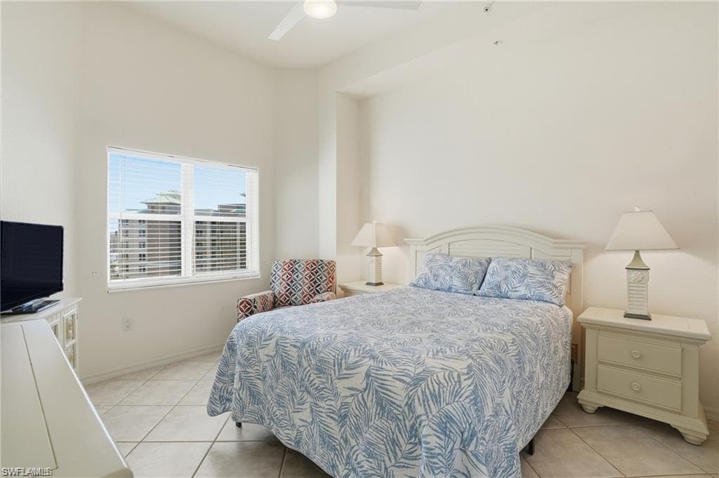 4183 BAY BEACH LN 3P1-29