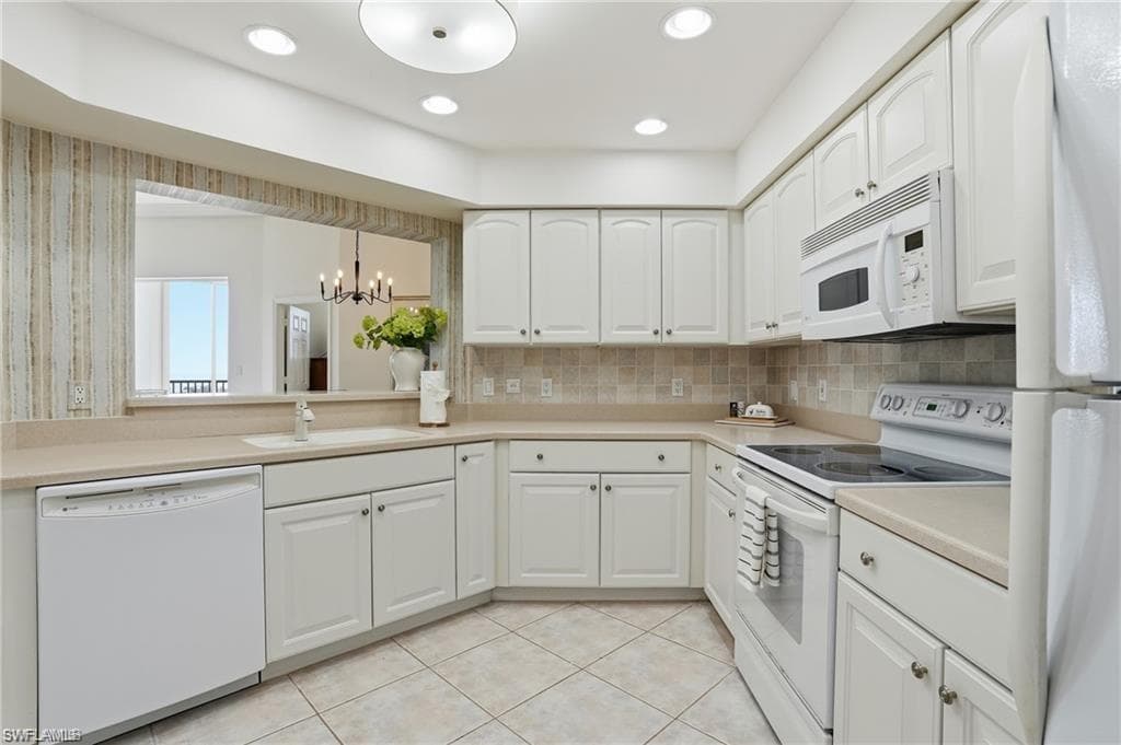 4183 BAY BEACH LN 3P1-17