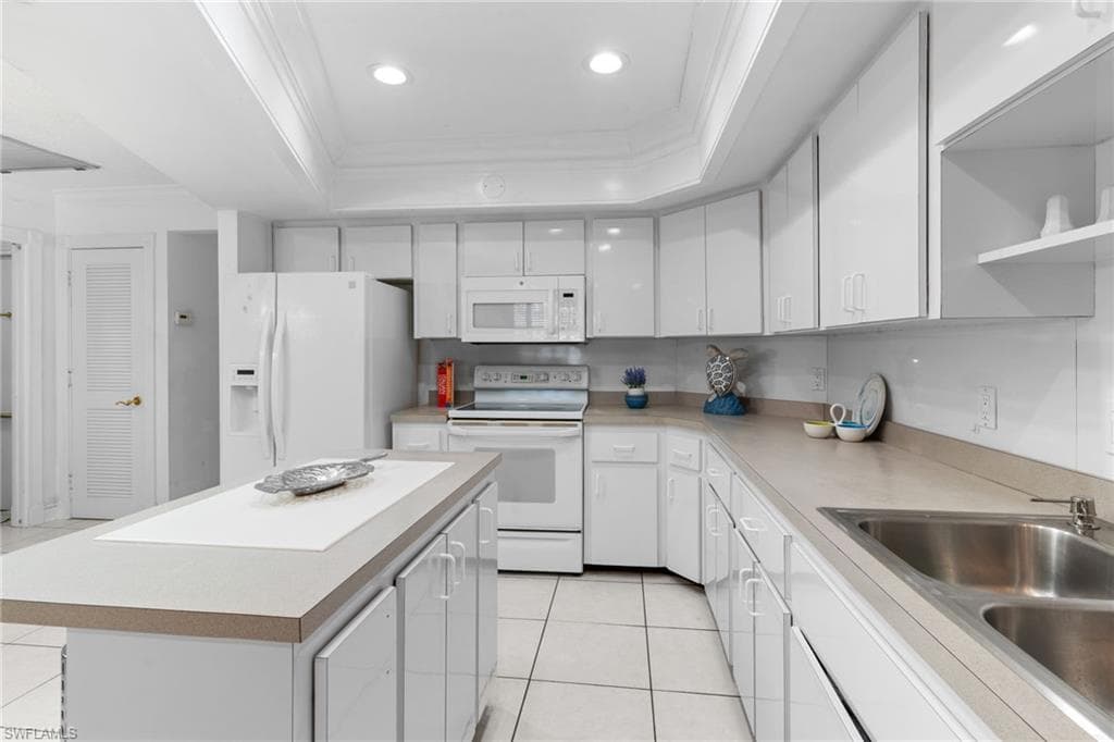 1020 28th AVE N-19