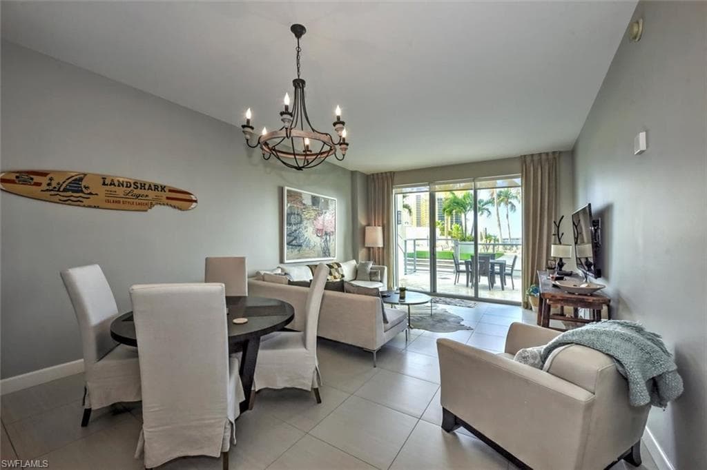 3000 Oasis Grand BLVD 407-7