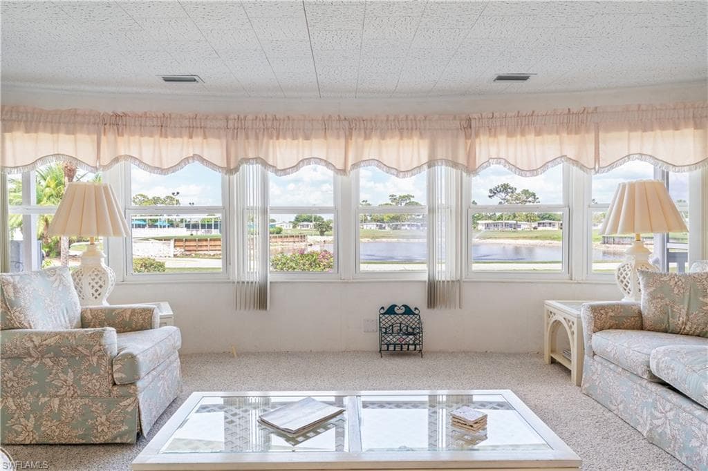 237 Palmer BLVD-16