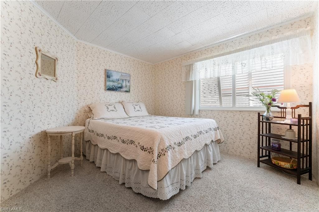 237 Palmer BLVD-25