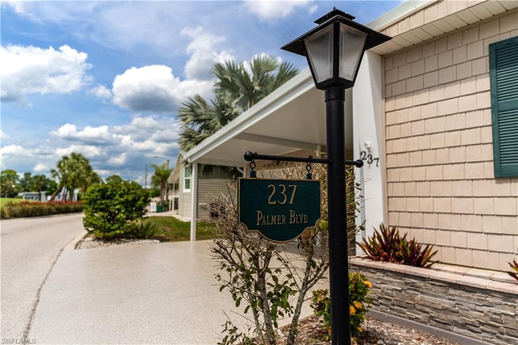 237 Palmer BLVD-2