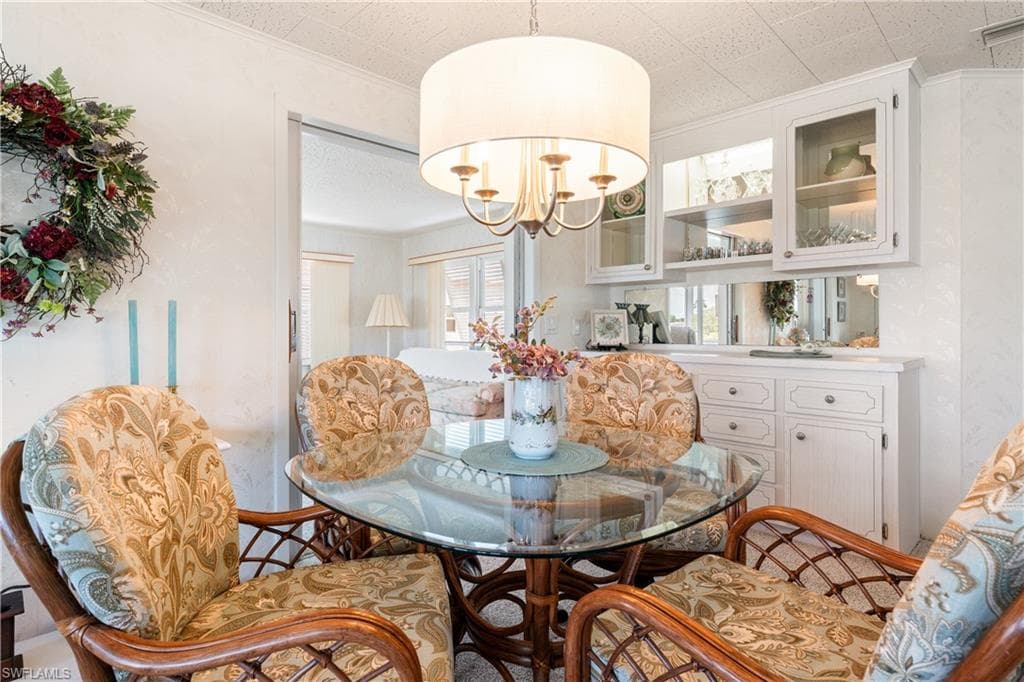 237 Palmer BLVD-18