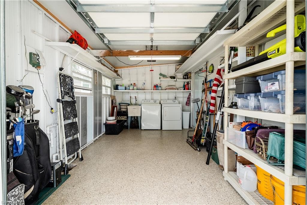 237 Palmer BLVD-34